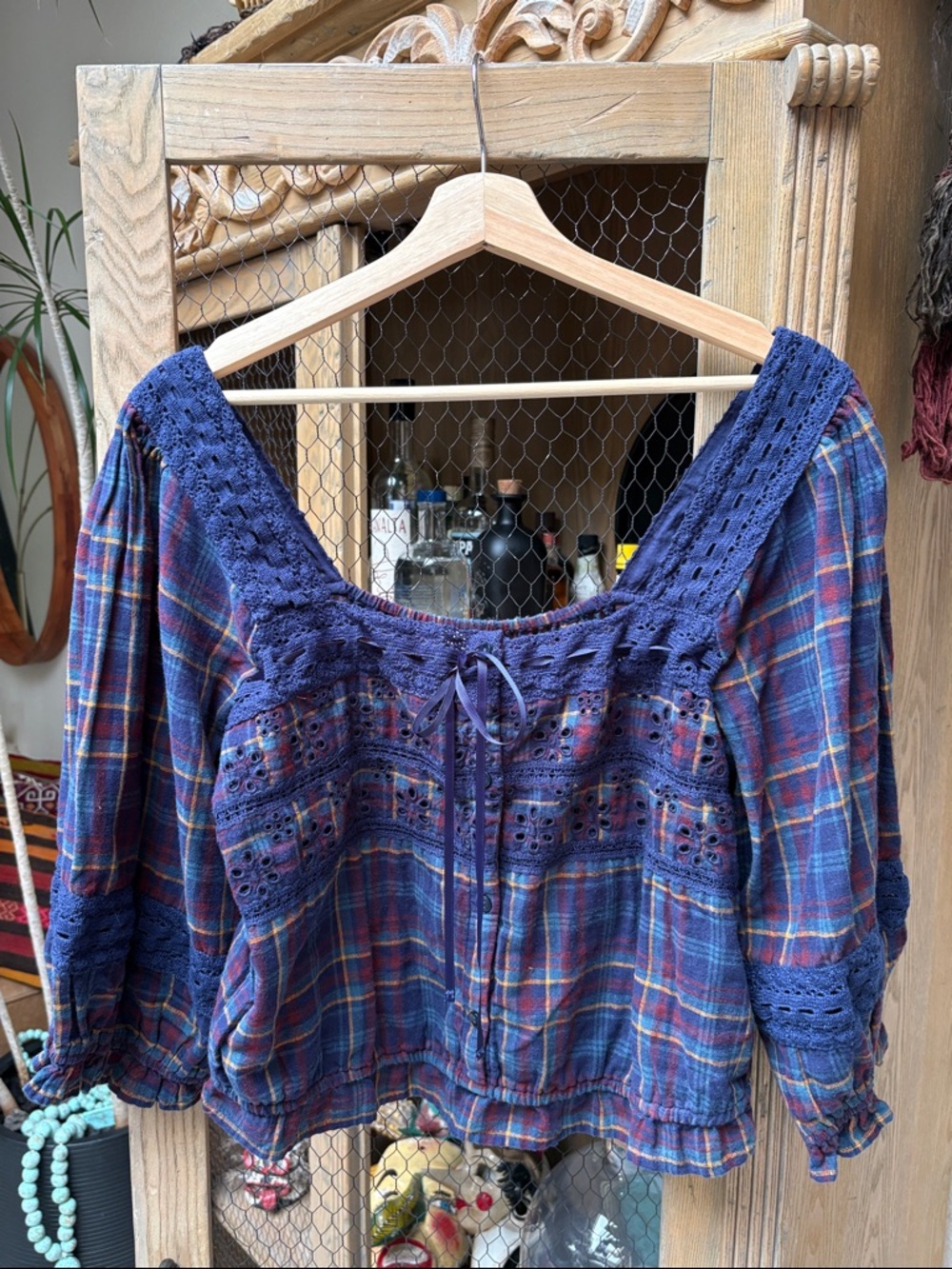 American Eagle Outfitter Boho Plaid Prairie Lace Eyelet Puff Sleeve Crop Top